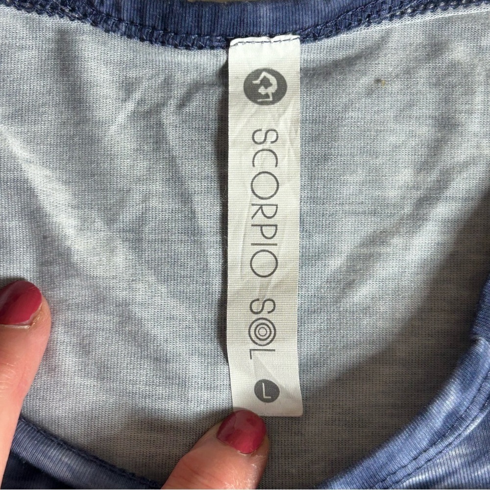 Scorpio Sol Blue Tie-Dye Crop Top Size L - Picture 3 of 8